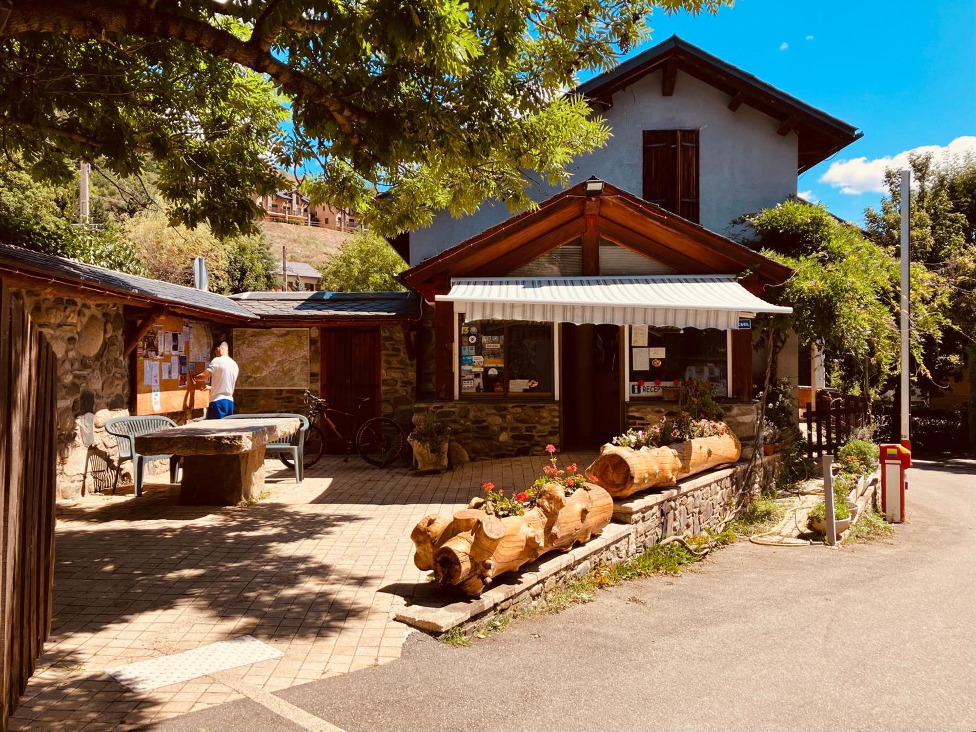 Camping L'Enclave Mobil-Home Estavar Εξωτερικό φωτογραφία