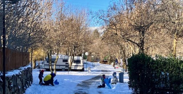 Camping L'Enclave Mobil-Home Estavar Εξωτερικό φωτογραφία