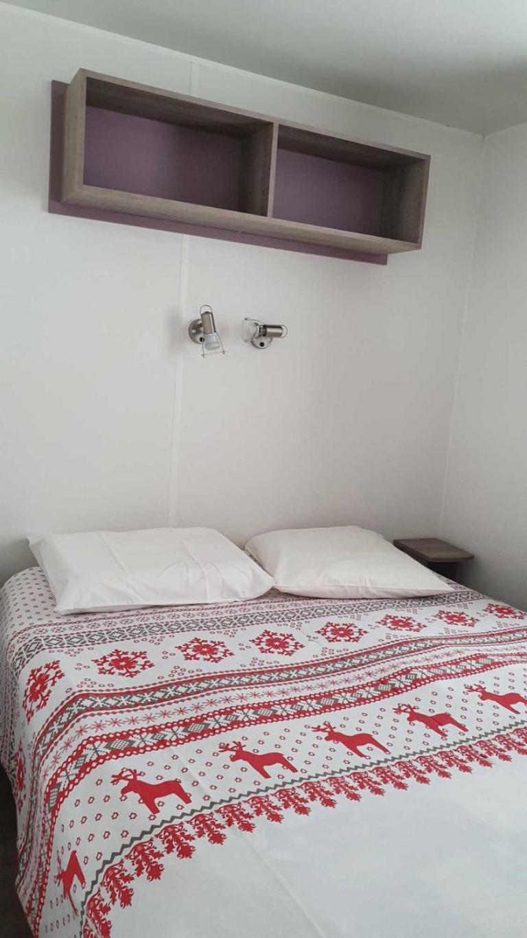 Camping L'Enclave Mobil-Home Estavar Εξωτερικό φωτογραφία